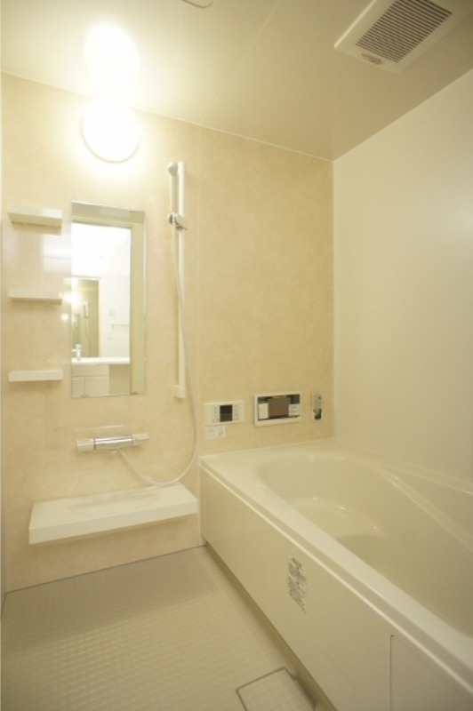 バス・シャワールーム　図面と現状に相違がある場合には現状を優先