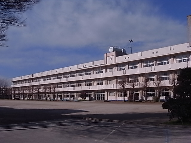 小学校　飯山満小学校（小学校）まで398m