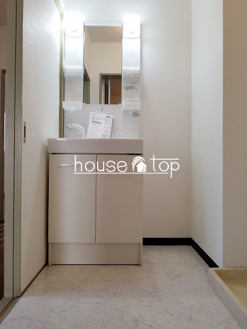 洗面設備　シャンプードレッサー完備♪