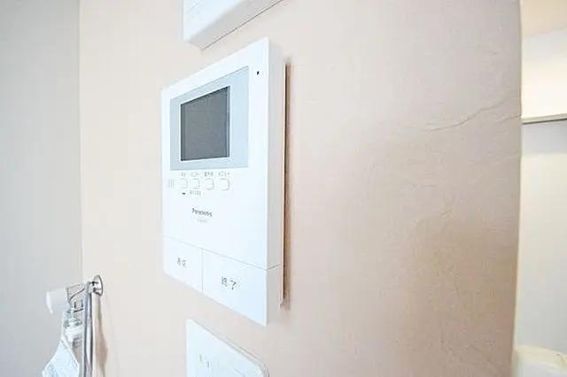 セキュリティ　安心のモニター付きインターホン