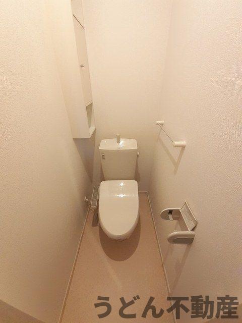 トイレ　うどん県のお部屋探しはうどん不動産へ うどんちゃんとLINE