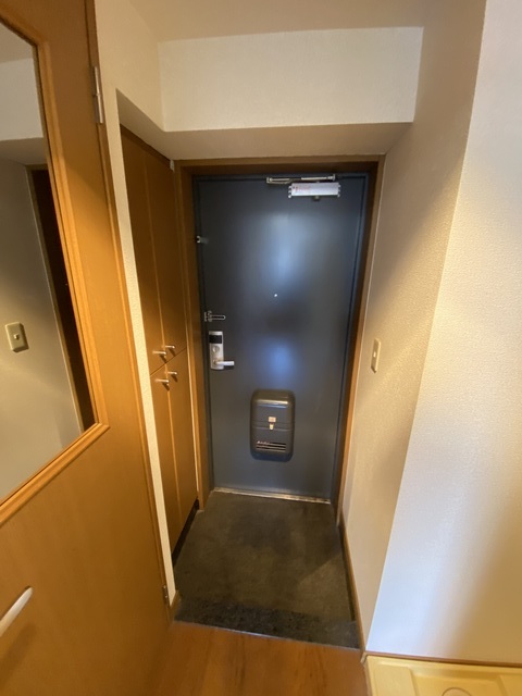 玄関　シューズボックス付き