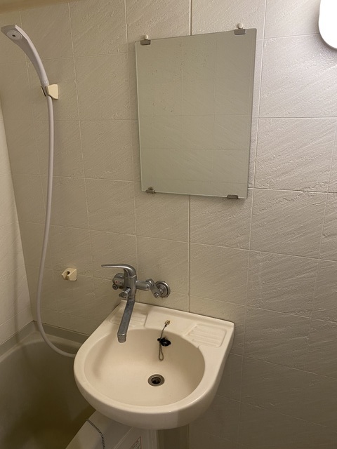 洗面設備　お風呂と一体型です