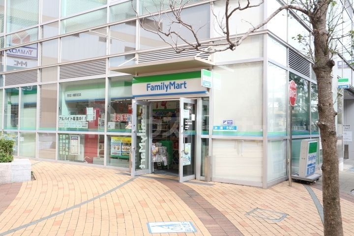 コンビニ　ファミリーマート京成八幡駅前店（コンビニ）まで170m