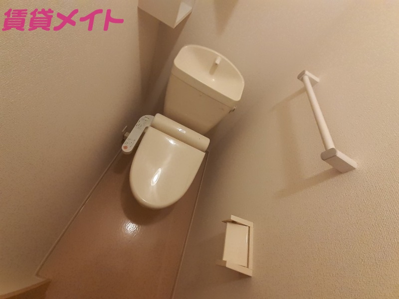 トイレ　同タイプのお部屋の参考写真です。