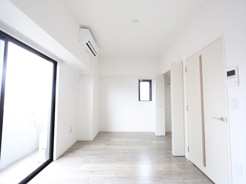 その他部屋・スペース　洋室8.1帖　2面採光　エアコン完備　クローゼット付