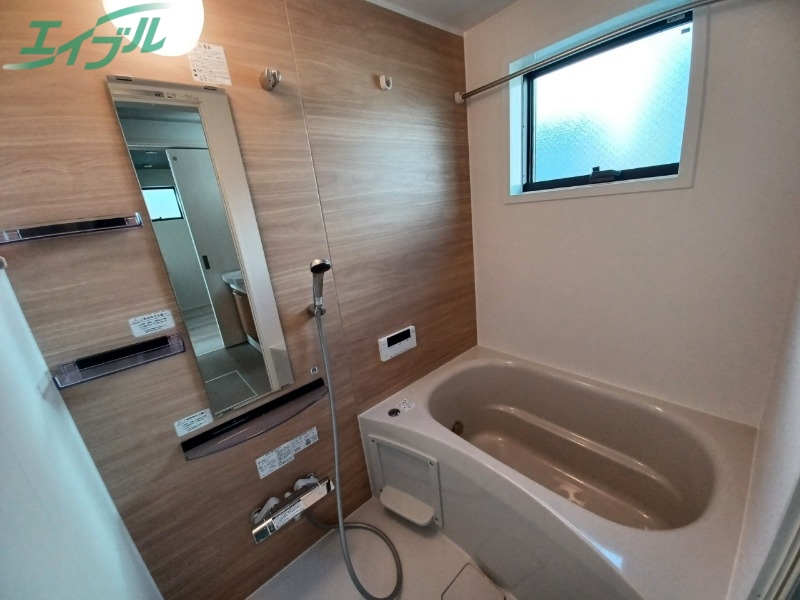 バス・シャワールーム　別部屋参考写真です