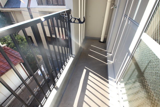 バルコニー　※他のお部屋の参考写真です