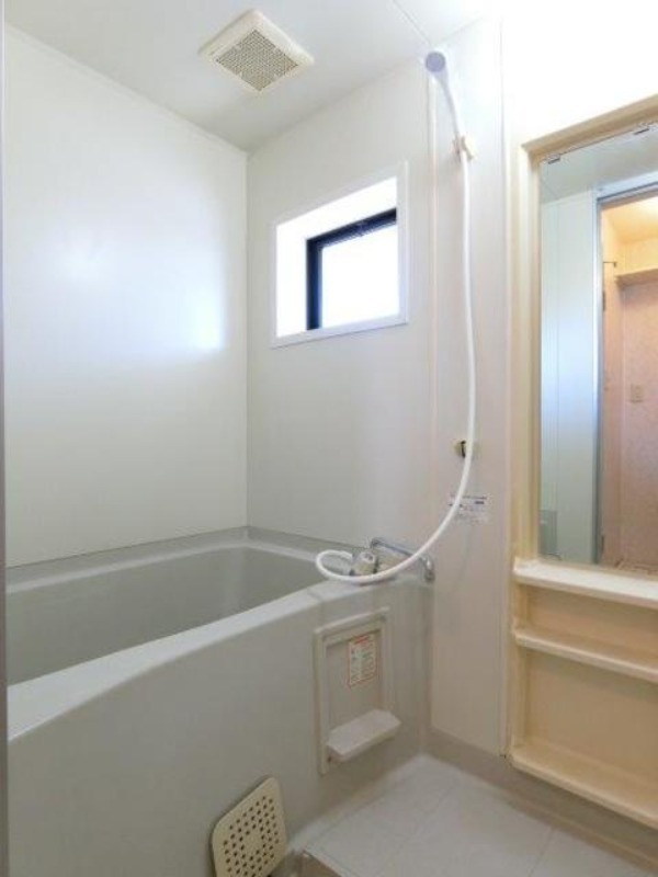 バス・シャワールーム　図面と現状に相違がある場合には現状を優先