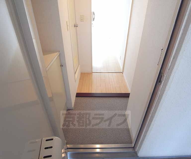 玄関　・お部屋探しは京都ライフまで・