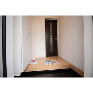 玄関　C号室内装写真※無断転載はご遠慮ください