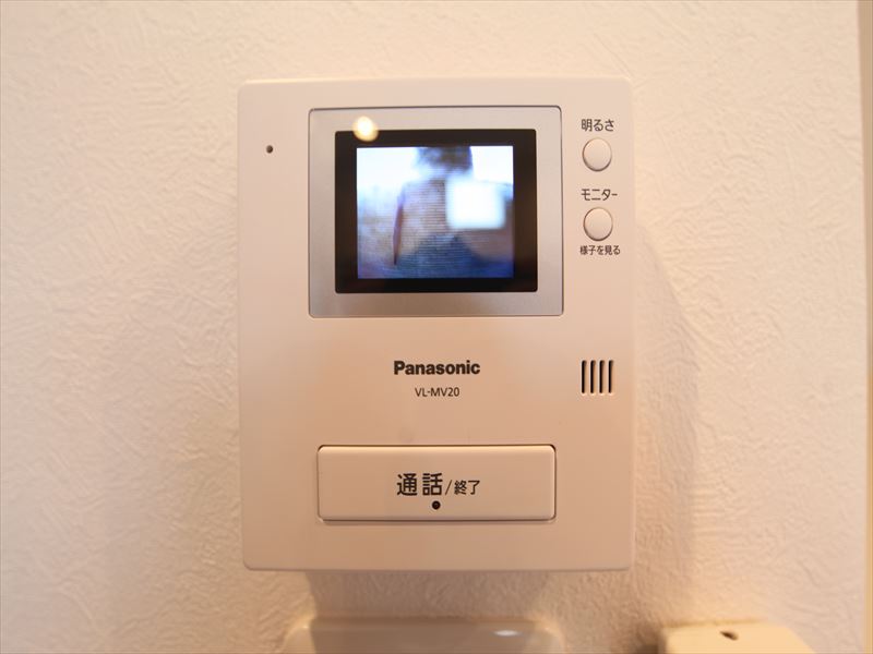 セキュリティ　モニター付きインターホン