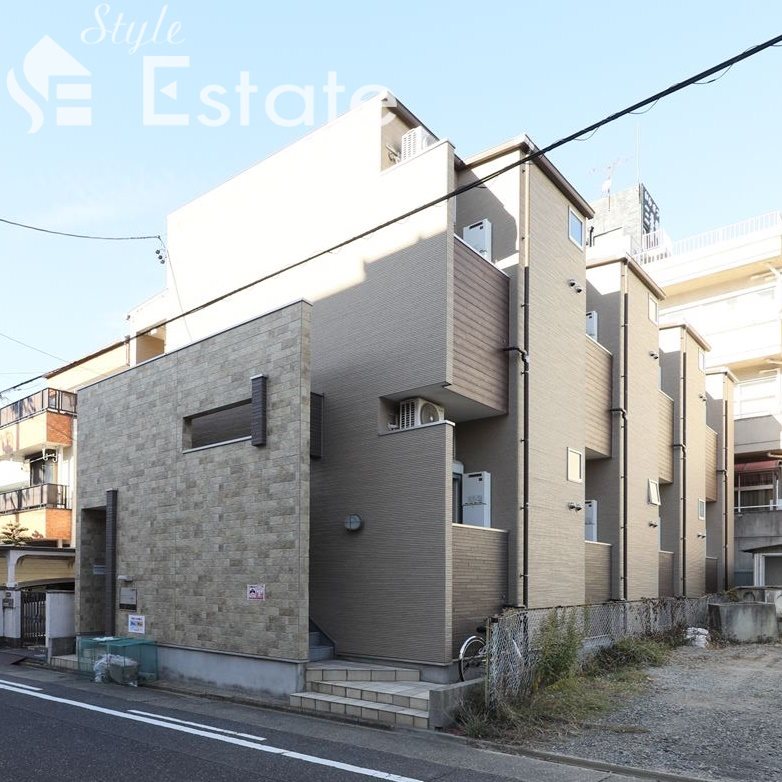 建物外観　デザイナーズ　ロフト付