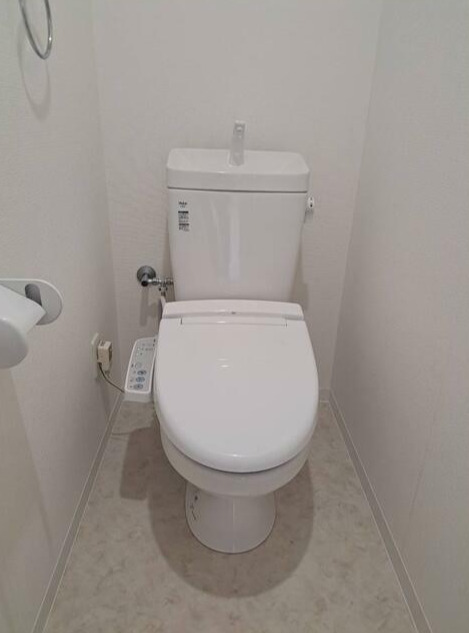 トイレ　別部屋参考写真