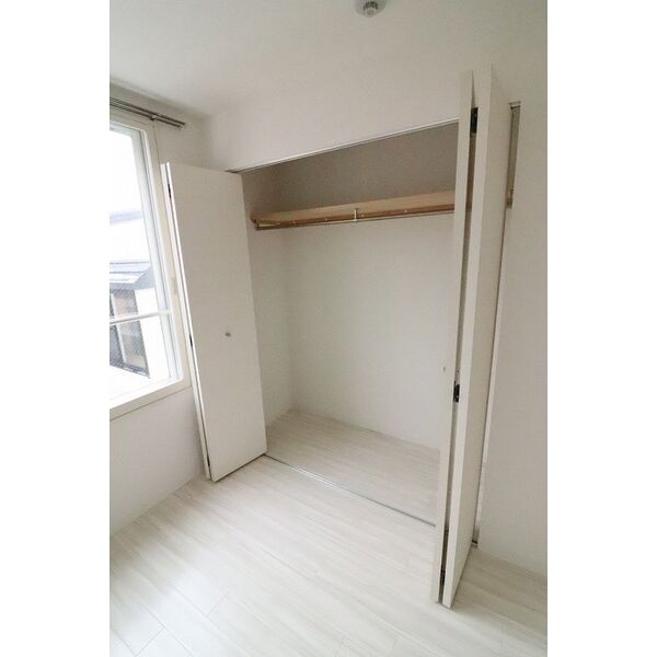 収納　※反転タイプ