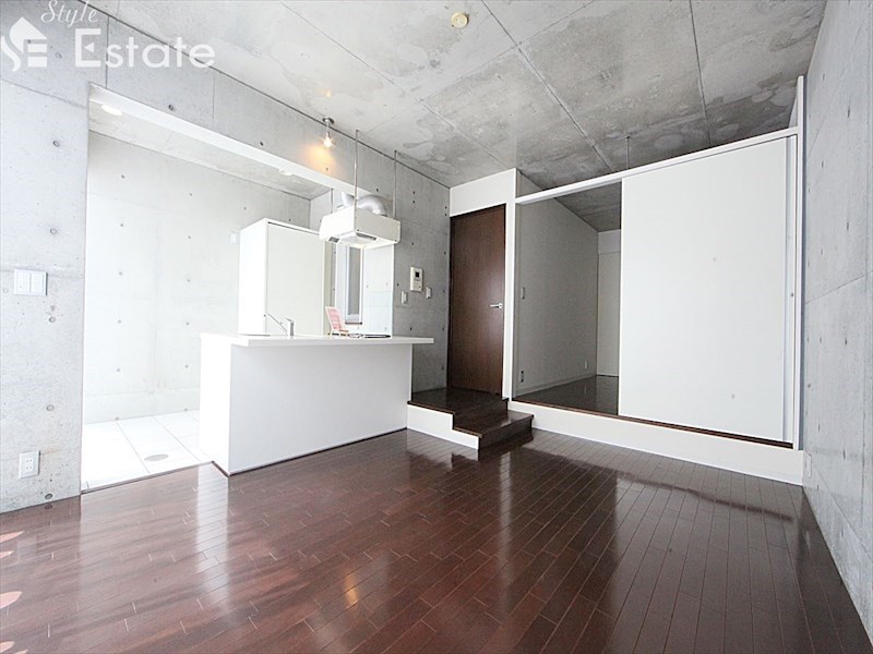 居室・リビング　内装