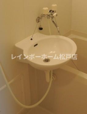 洗面設備　忙しい朝には欠かせない洗面所です