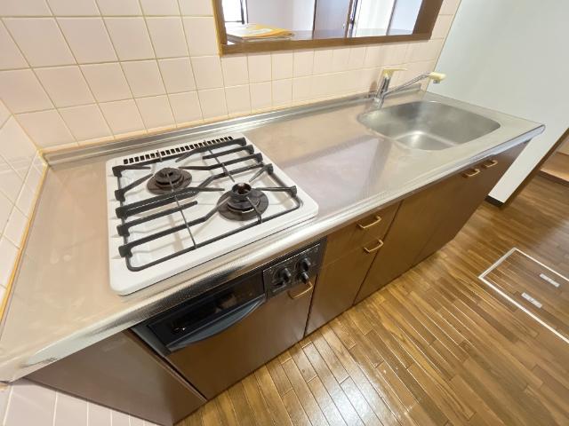 キッチン　2口コンロ