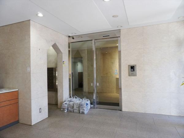 エントランス　エントランス