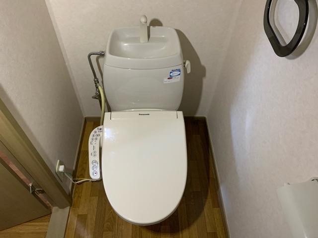 トイレ　写真は別号室