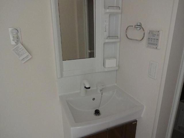 洗面設備　洗髪洗面化粧台