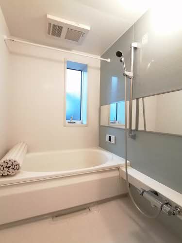 バス・シャワールーム　きれいなお風呂です