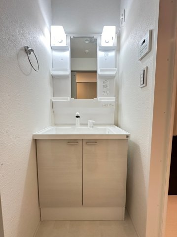 洗面設備　詳細は、RISUMO江坂本店までお問合せください♪