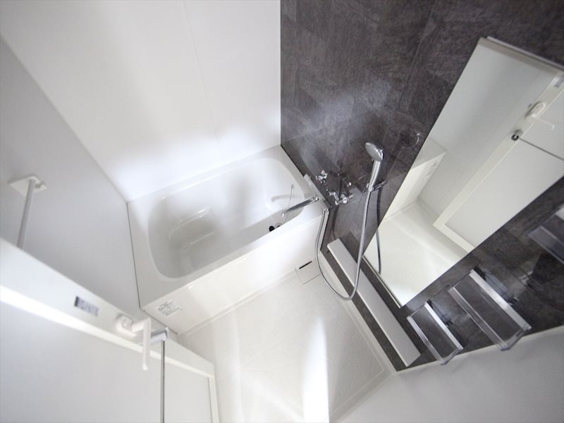 バス・シャワールーム　浴室暖房乾燥機能付バス