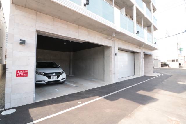 駐車場　駐車場♪