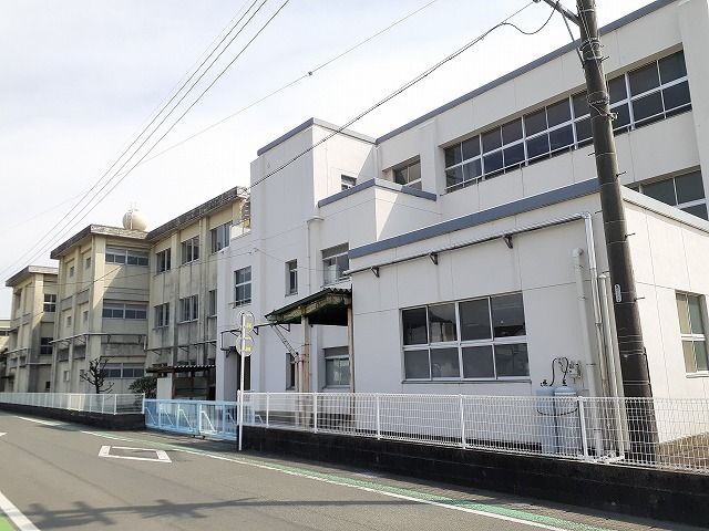 小学校　浜松市立中瀬小学校（小学校）まで800m