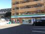 コンビニ　ファミリーマート 小松島店（コンビニ）まで651m