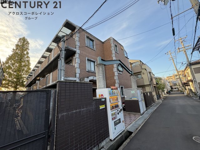 建物外観　オートロック付きでセキュリティ安心！宅配BOX付きで便利！