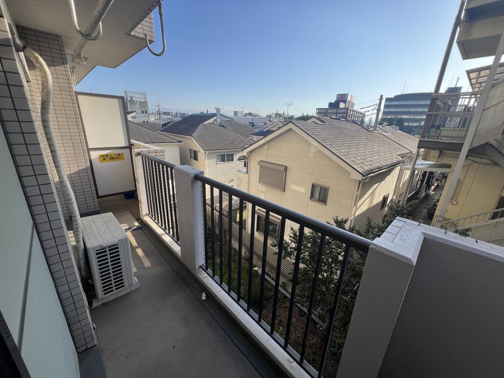 バルコニー　※他部屋参考写真