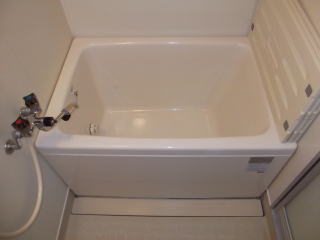 バス・シャワールーム　都市ガス対応バス追焚で経済的　12階南向き角部屋陽当たり良好