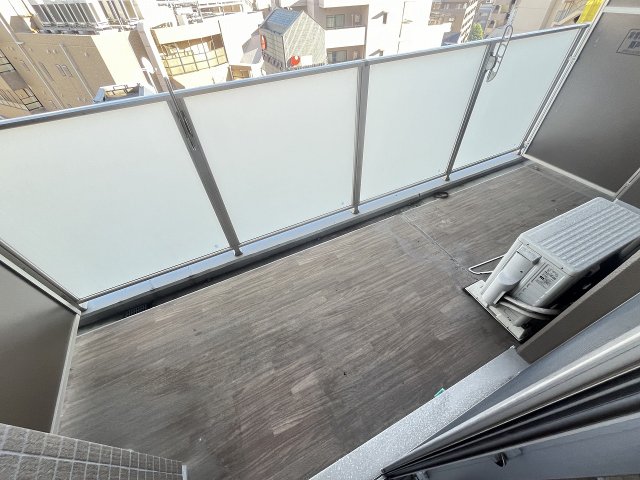 バルコニー　開放的で明るい空間を演出してくれるバルコニーです