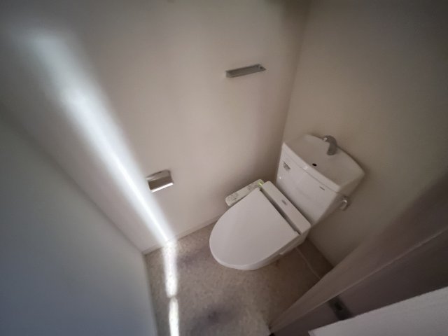 トイレ　トイレもきれいです