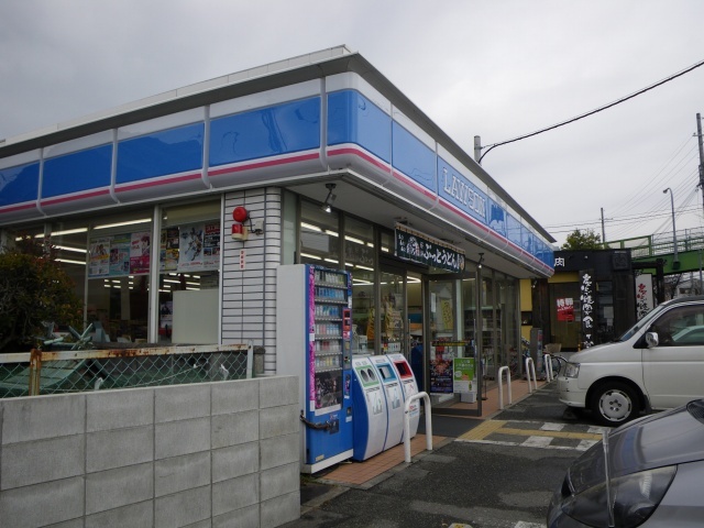 コンビニ　ローソン川西火打２丁目店（コンビニ）まで816m