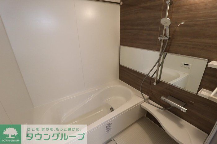 バス・シャワールーム　お問合せはタウンハウジングまで！※現地待合わせ相談可能