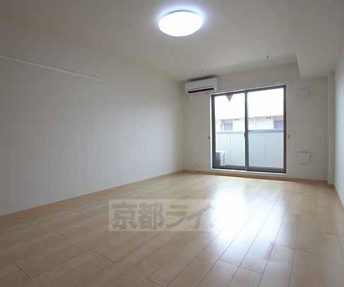 居室・リビング　１０帖以上の部屋です。