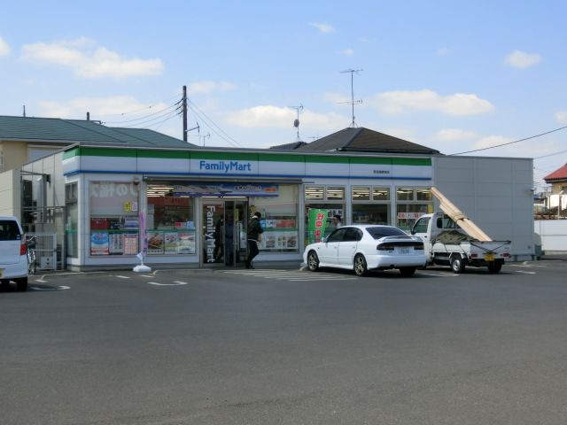 コンビニ　ファミリーマート野田梅郷南店（コンビニ）まで574m