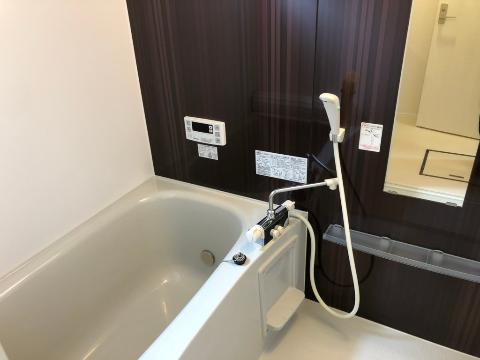 バス・シャワールーム　バス