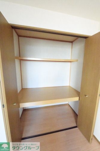 収納　高さのあるクローセット