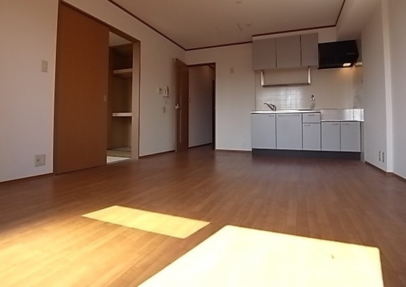 居室・リビング　写真は同マンションの他のお部屋のものです