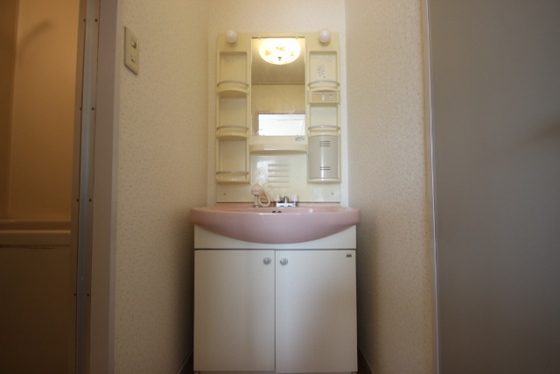 洗面設備　※他部屋の写真です。
