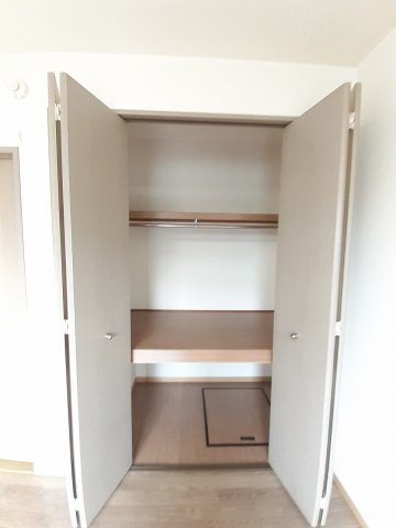 収納　※同タイプの部屋写真です