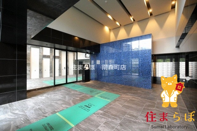 エントランス　共用部の印象も大切に