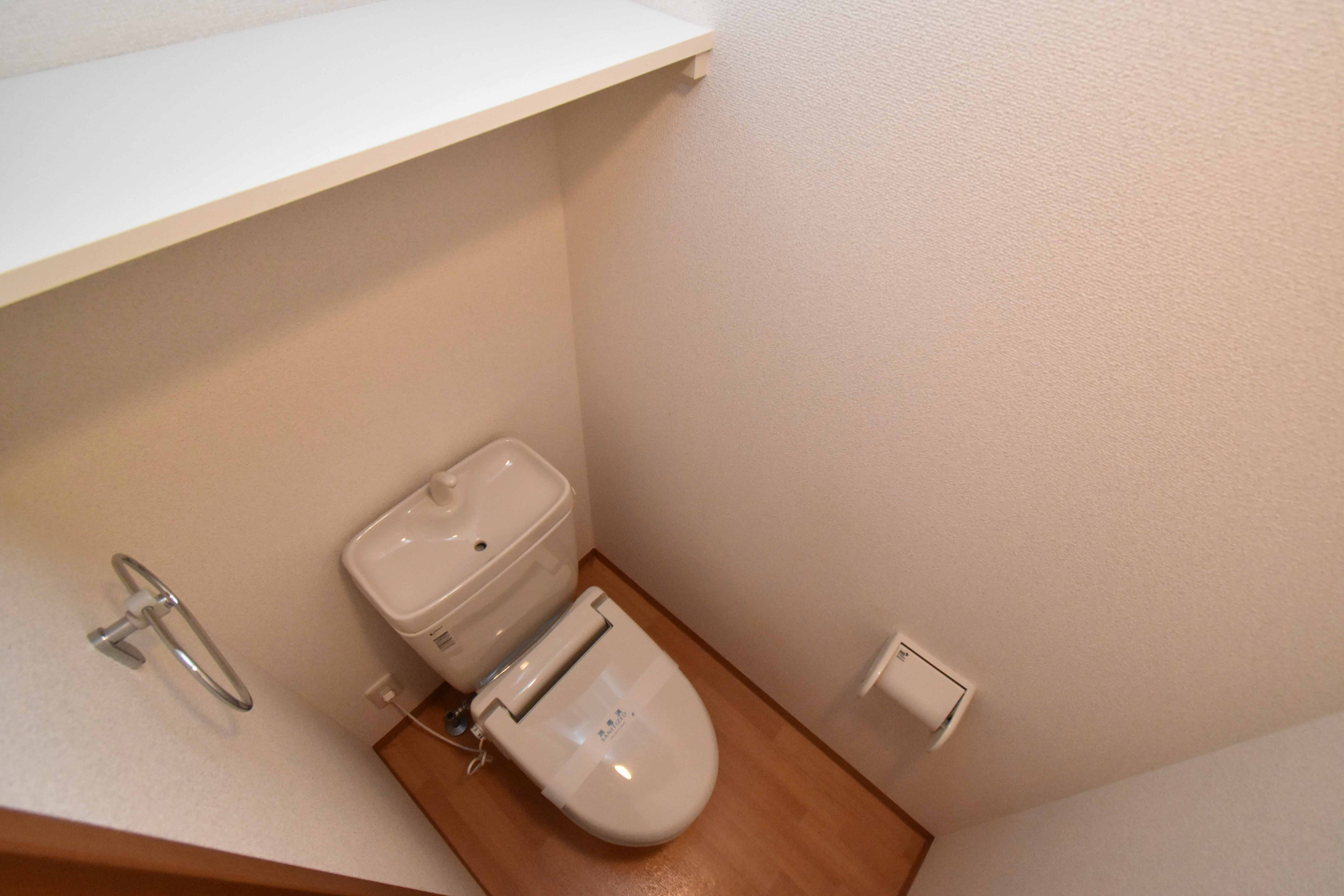 トイレ　暖房便座付きのトイレです♪（同仕様写真）