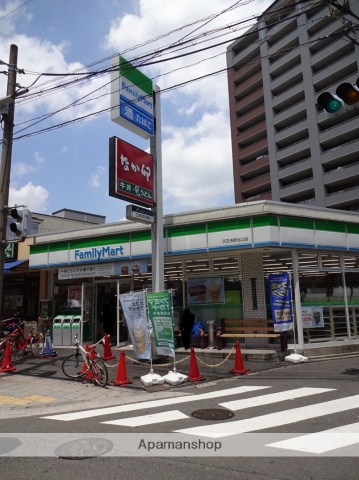 コンビニ　ファミリーマート（コンビニ）まで171m
