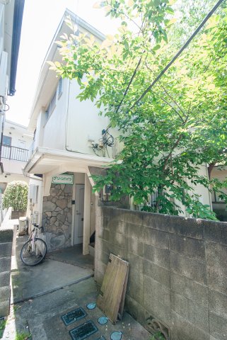 建物外観　閑静な住宅街に佇む物件です