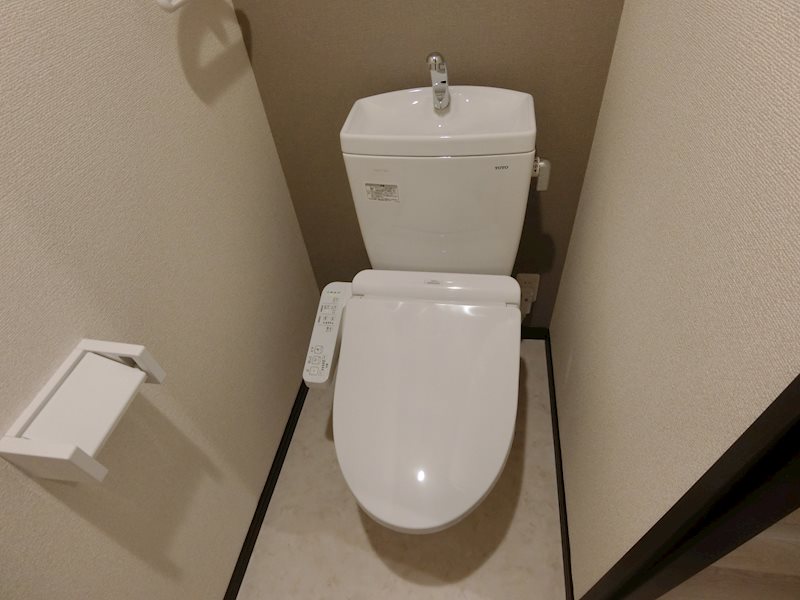 トイレ　同型タイプ